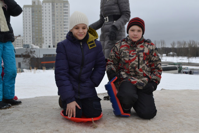 В Заводском районе г. Минска прошел районный праздник «Зимние забавы».