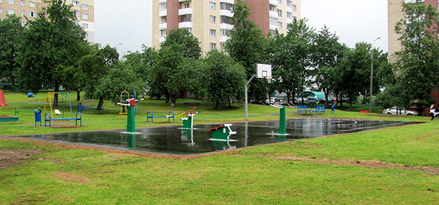 В Чижовке появился новый дворовой спортивный комплекс