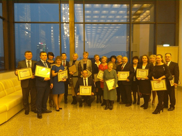 Представителей идеологического актива Минска наградили во Дворце Республики