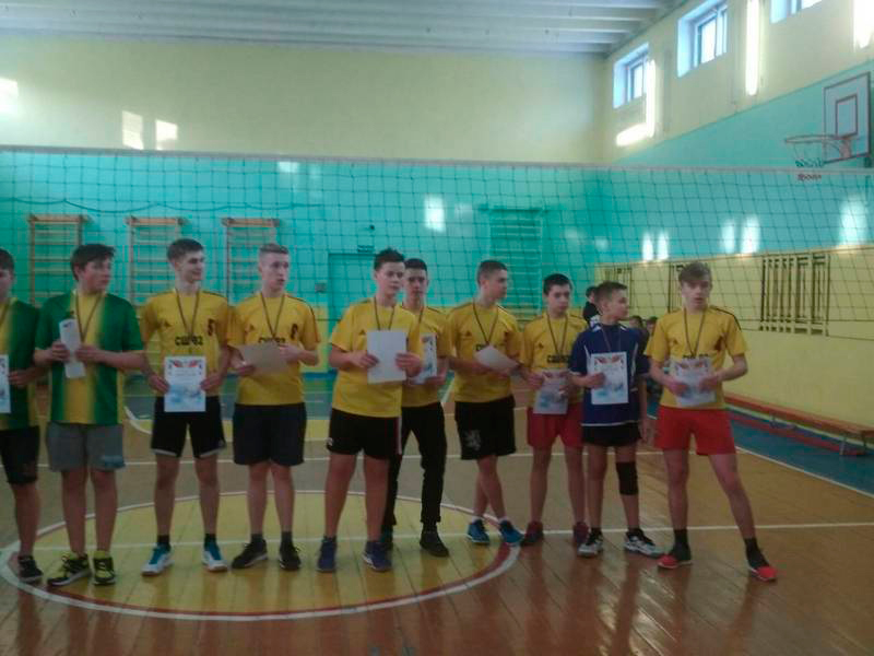 Открытые соревнования Заводского района по волейболу спартакиады по месту жительства.
