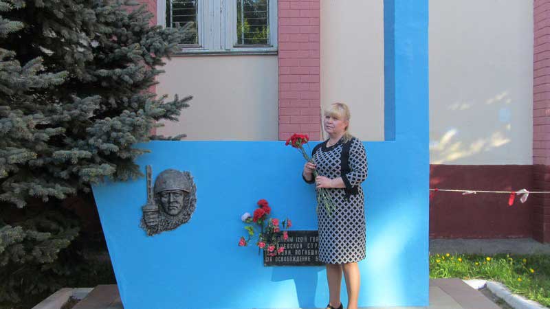 Возложение цветов  к памятникам расположенных в Заводском районе г.Минска. Фотоотчет.