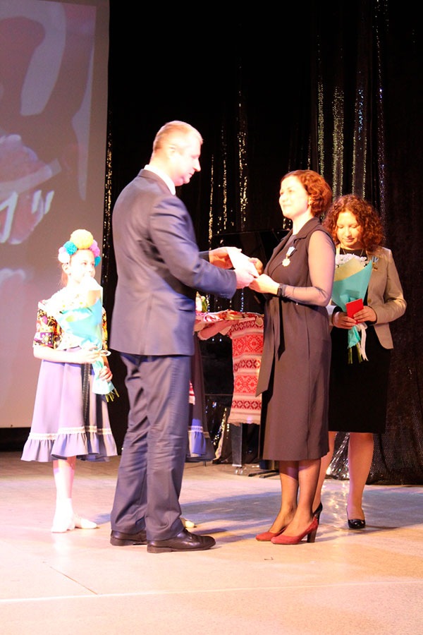 Торжественная церемония награждения орденом Матери в Заводском районе г.Минска