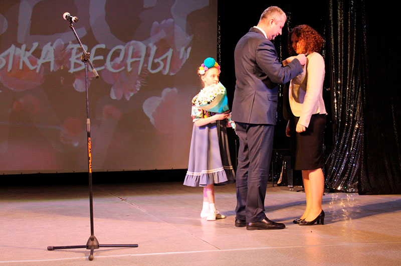 Торжественная церемония награждения орденом Матери в Заводском районе г.Минска