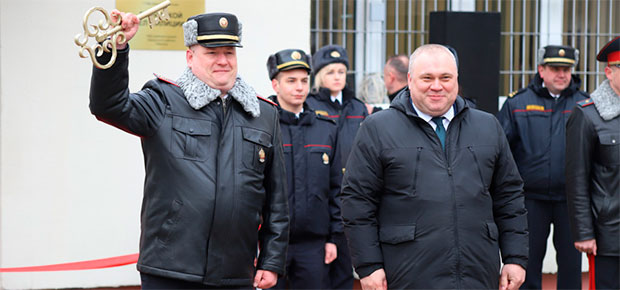 Накануне Дня белорусской милиции сотрудники отдела милиции № 3 в Заводском отметили новоселье.