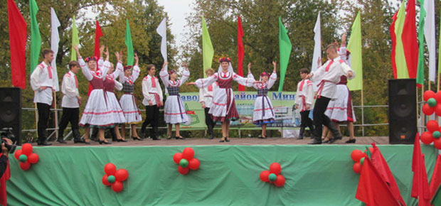 В Заводском районе прошел фестиваль Дружбы народов.