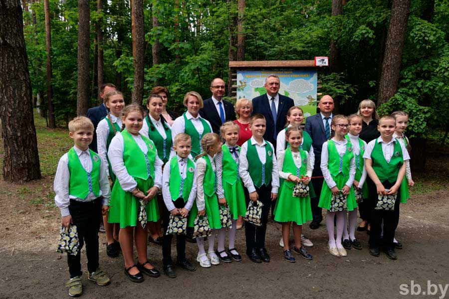 Экологическую тропу «Царство желтоголового королька» открыли в средней школе № 141 Минска