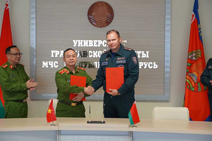 Спасательные вузы Беларуси и Вьетнама будут взаимодействовать в области образовательной, научной и инновационной деятельности 