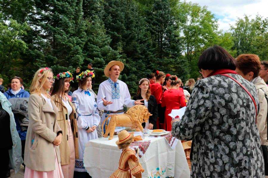В парке 900-летия Минска прошел фестиваль дружбы народов «Мы вместе»