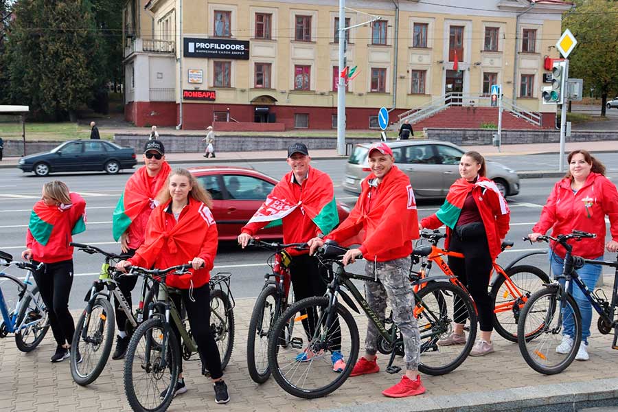 Велопробег в честь Дня народного единства прошел в Заводском районе