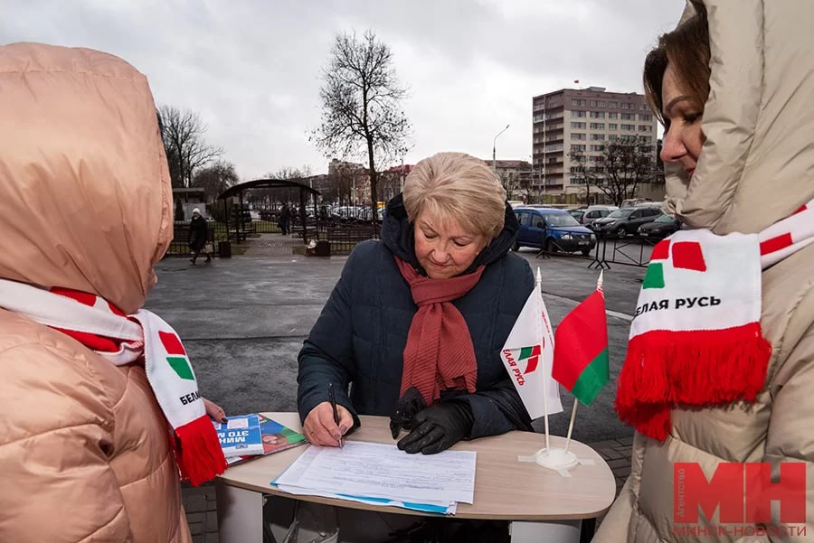 В Заводском собирают подписи за выдвижение кандидатов в депутаты Мингорсовета 29-го созыва