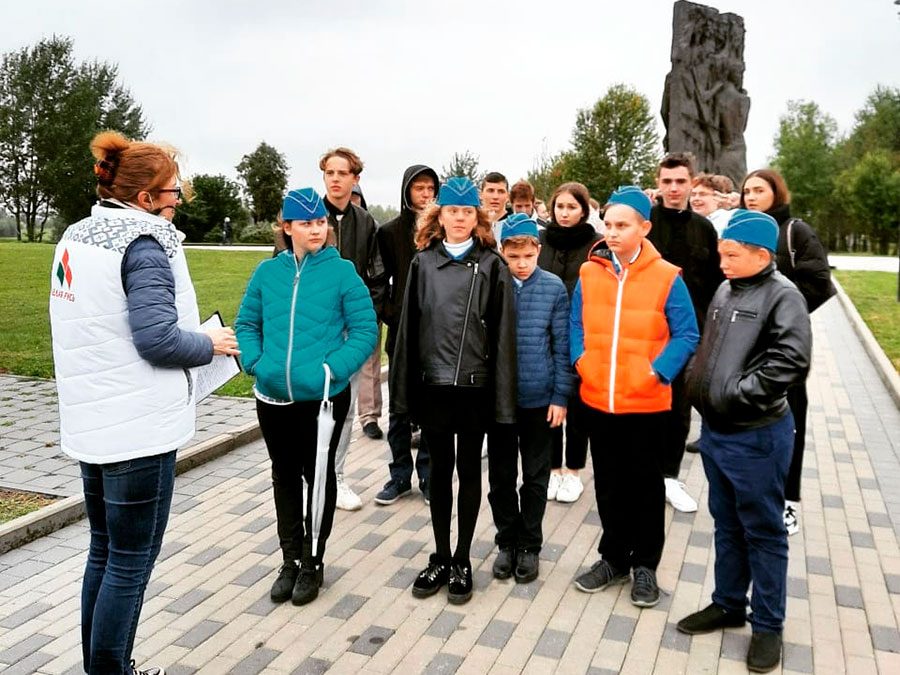 P.S.  КАК ПРОШЕЛ ДЕНЬ НАРОДНОГО ЕДИНСТВА В ЗАВОДСКОЙ РАЙОННОЙ ОРГАНИЗАЦИИ СТОЛИЦЫ РОО «БЕЛАЯ РУСЬ»