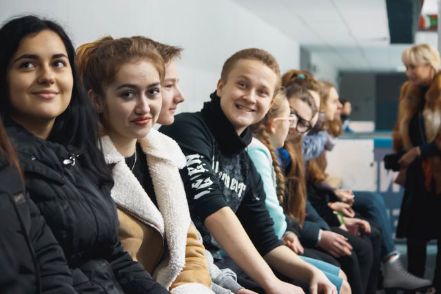 Более 180 человек из числа союзной молодежи школ, гимназий, ССУЗов, ВУЗов, предприятий Заводского района 20 января приняли участие в массовом катании в «Чижовка-Арене».
